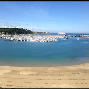 https://nid-de-corsaire-vue-mer-acces-plage.inbrittany.com