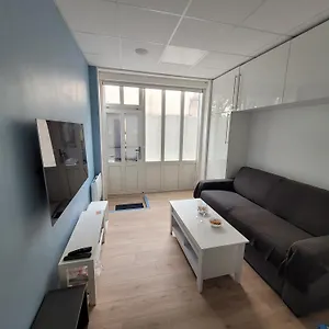 Bien Equipe Au Calme A Montmartre Apartment